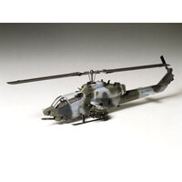 TAMIYA BELL AH-1W SUPER COBRA